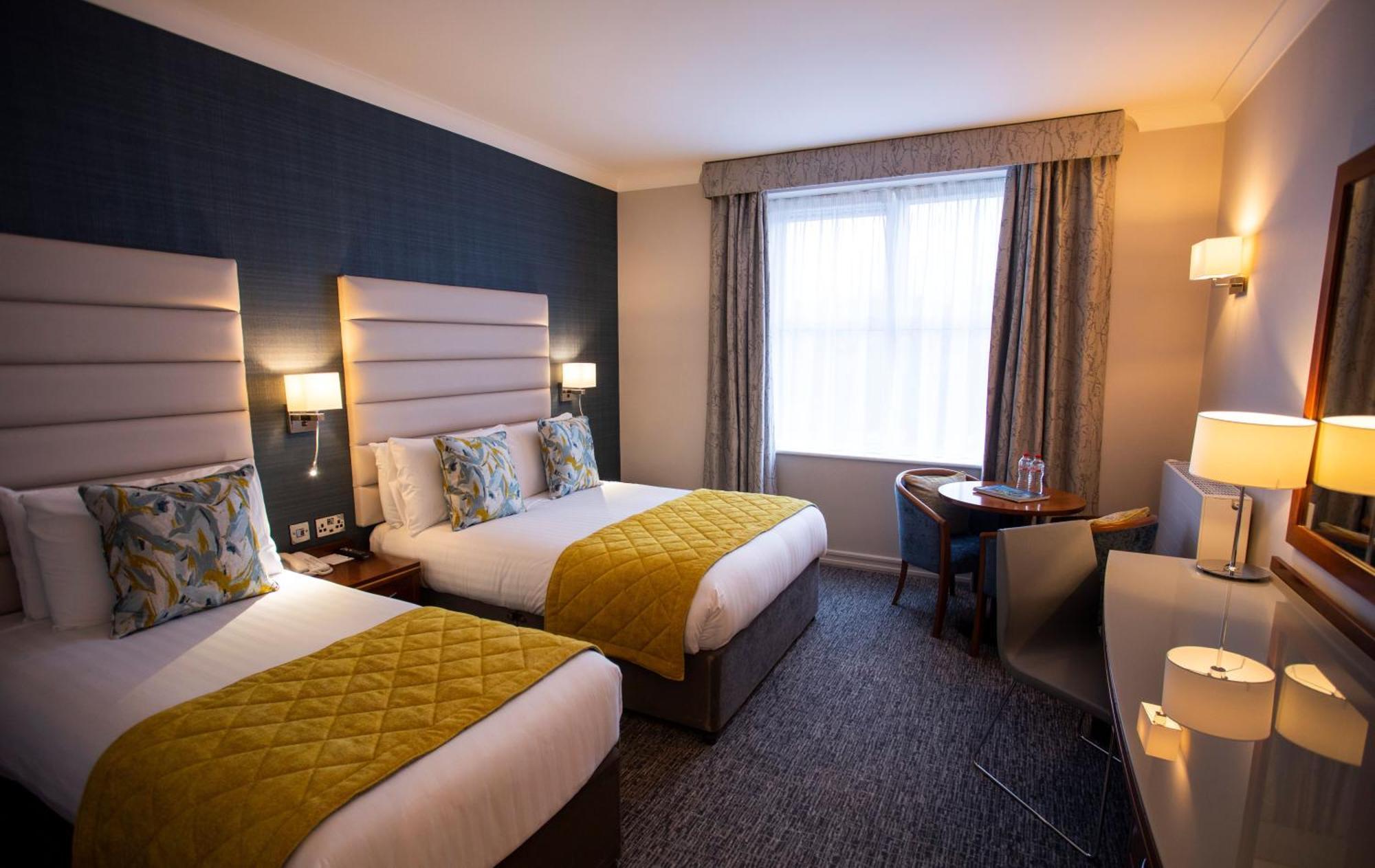 Grand Hotel Malahide Ngoại thất bức ảnh