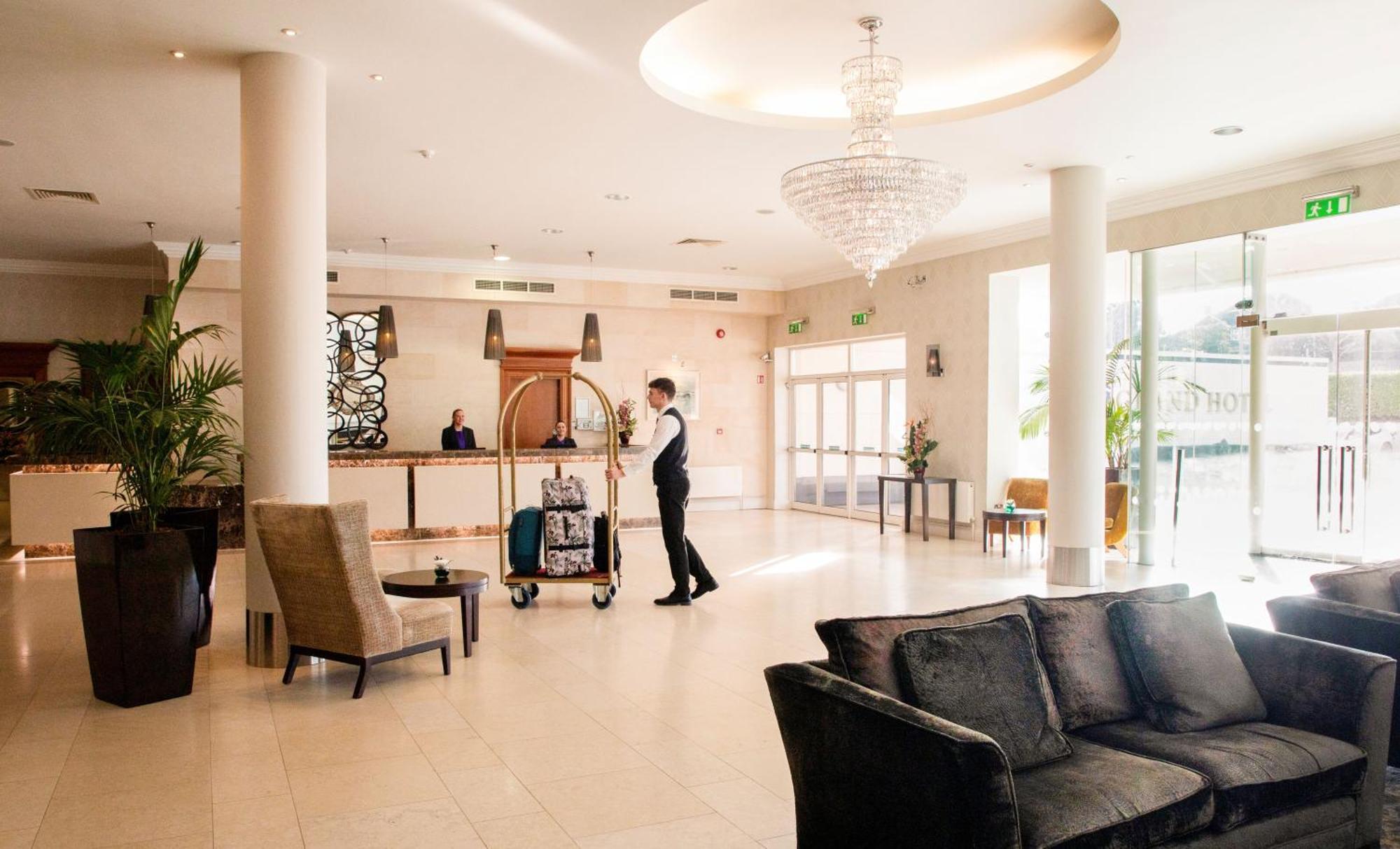 Grand Hotel Malahide Ngoại thất bức ảnh