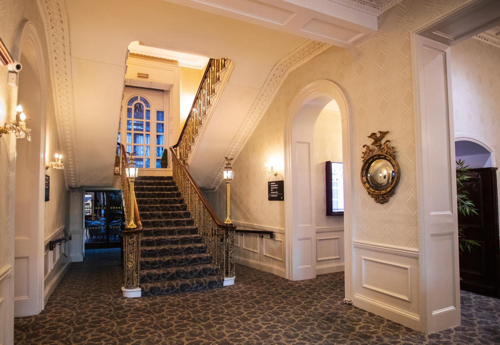 Grand Hotel Malahide Ngoại thất bức ảnh