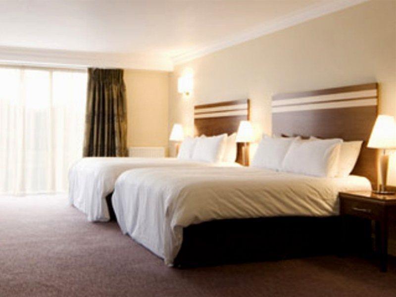 Grand Hotel Malahide Ngoại thất bức ảnh