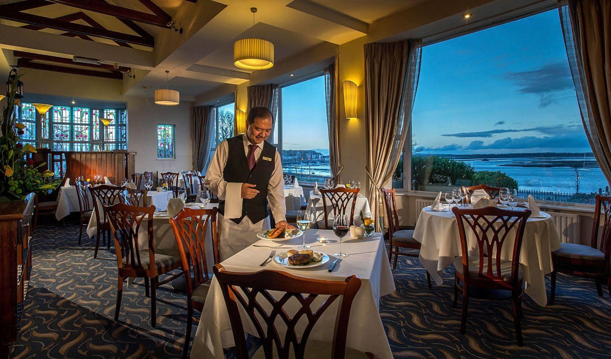 Grand Hotel Malahide Ngoại thất bức ảnh
