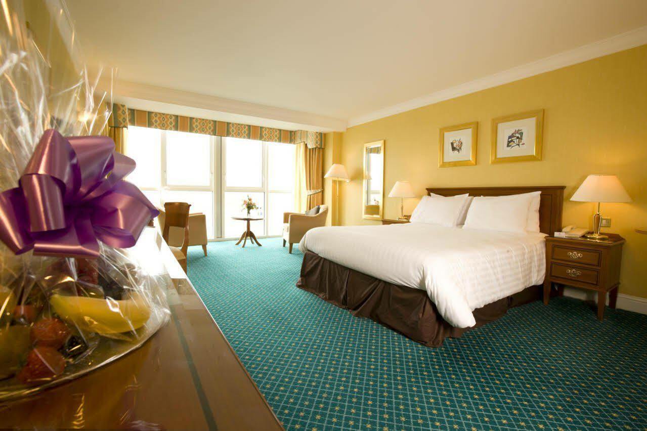 Grand Hotel Malahide Ngoại thất bức ảnh